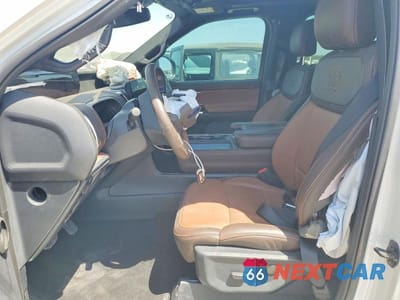 Zdjęcie 7 z 13 samochodu: 2025 FORD EXPEDITION KING RANCH VIN:1FMJU1P8XSEA12765 - miniatura