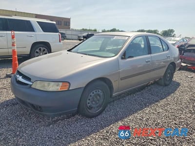 2001 NISSAN ALTIMA XE 1N4DL01D61C142871 - główne zdjęcie licytacji z USA - miniatura