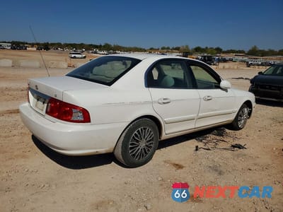 Trzecie zdjęcie samochodu z tyłu: 2004 KIA OPTIMA LX VIN:KNAGD126145318693 - miniatura