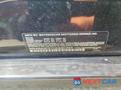 Zdjęcie 12 z 12 samochodu: 2016 BMW 320 XI VIN:WBA8A3C57GK690494 - miniatura