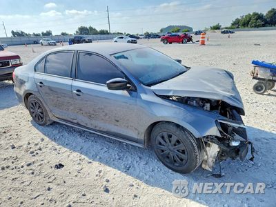 Czwarte zdjęcie samochodu z boku: 2013 VOLKSWAGEN JETTA BASE VIN:3VW2K7AJXDM237596 - miniatura