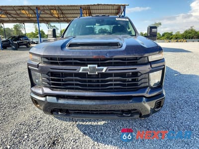 Piąte zdjęcie samochodu w środku: 2024 CHEVROLET SILVERADO K2500 CUSTOM VIN:2GC4YME75R1232425 - miniatura