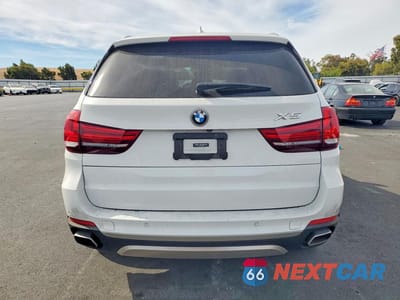 Zdjęcie 6 z 12 samochodu: 2018 BMW X5 XDR40E VIN:5UXKT0C58J0V99995 - miniatura