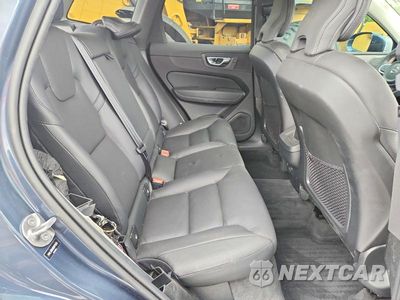 Zdjęcie 11 z 14 samochodu: 2022 VOLVO XC60 B5 MOMENTUM VIN:YV4L12RKXN1071229 - miniatura