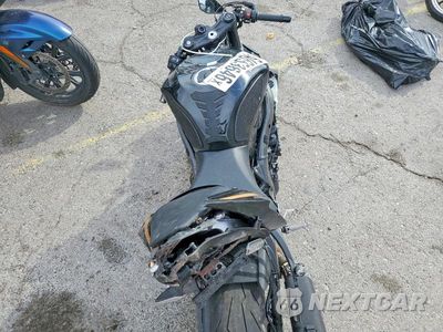 Zdjęcie 6 z 9 samochodu: 2026 KAWASAKI ZX636 K VIN:JKBZXJJ14TA042370 - miniatura