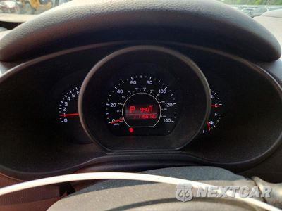 Zdjęcie 9 z 13 samochodu: 2015 KIA SOUL BASE VIN:KNDJN2A28F7815130 - miniatura