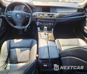 Zdjęcie 8 z 12 samochodu: 2013 BMW 528 XI VIN:WBAXH5C5XDD106642 - miniatura