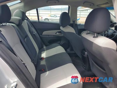 Zdjęcie 10 z 12 samochodu: 2011 CHEVROLET CRUZE LS VIN:1G1PC5SH1B7156217 - miniatura