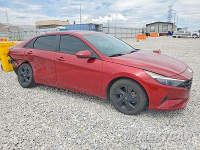 Czwarte zdjęcie samochodu z boku: 2023 HYUNDAI ELANTRA BLUE VIN:KMHLM4AJ9PU086228 - miniatura