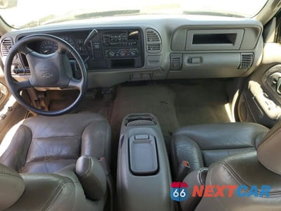Zdjęcie 8 z 12 samochodu: 1997 CHEVROLET GMT-400 C2500 VIN:1GCGC29J4VE172071 - miniatura