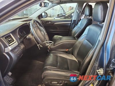 Zdjęcie 7 z 14 samochodu: 2018 TOYOTA HIGHLANDER XLE VIN:5TDJZRFHXJS907753 - miniatura