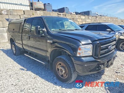 Czwarte zdjęcie samochodu z boku: 2006 FORD F250 SUPER DUTY VIN:1FTSX21546EA43231 - miniatura