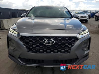 Piąte zdjęcie samochodu w środku: 2019 HYUNDAI SANTA FE SE VIN:5NMS23AD7KH081717 - miniatura