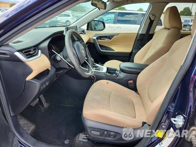 Zdjęcie 7 z 14 samochodu: 2021 TOYOTA RAV4 XLE VIN:2T3P1RFV1MW175023 - miniatura