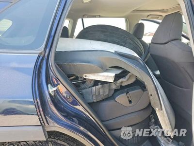 Zdjęcie 10 z 12 samochodu: 2019 TOYOTA RAV4 HYBRID XLE VIN:JTMRWRFV7KD524464 - miniatura