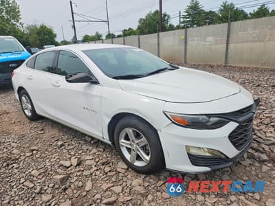 Czwarte zdjęcie samochodu z boku: 2019 CHEVROLET MALIBU LS VIN:1G1ZB5ST2KF185117 - miniatura