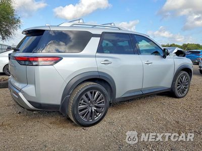 Trzecie zdjęcie samochodu z tyłu: 2024 NISSAN PATHFINDER SL VIN:5N1DR3CB3RC214896 - miniatura