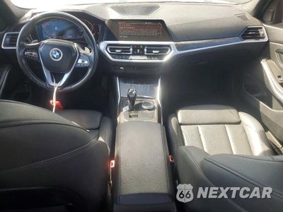 Zdjęcie 8 z 12 samochodu: 2020 BMW 330I VIN:WBA5R1C03LFH40107 - miniatura