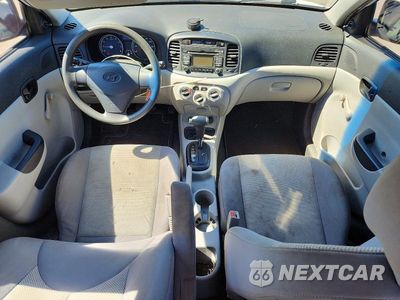 Zdjęcie 8 z 12 samochodu: 2010 HYUNDAI ACCENT GLS VIN:KMHCN4AC6AU429633 - miniatura