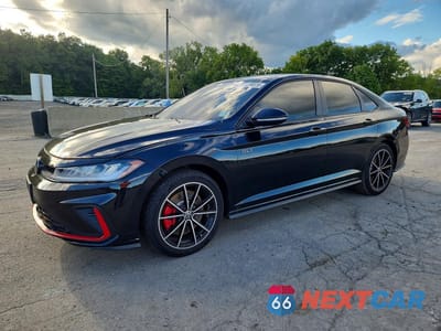 2025 VOLKSWAGEN JETTA GLI AUTOBAHN 3VW2T7BU5SM031072 - główne zdjęcie licytacji z USA - miniatura