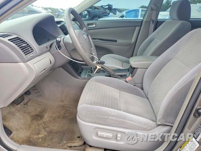 Zdjęcie 7 z 12 samochodu: 2006 TOYOTA CAMRY LE VIN:4T1BE32KX6U692209 - miniatura