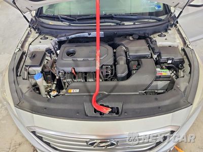 Zdjęcie 11 z 12 samochodu: 2015 HYUNDAI SONATA SE VIN:5NPE24AF5FH158310 - miniatura