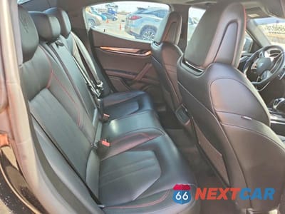 Zdjęcie 10 z 12 samochodu: 2017 MASERATI GHIBLI SPORT VIN:ZAM57XSS9H1249763 - miniatura