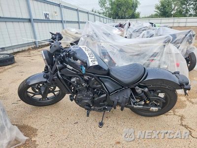 Trzecie zdjęcie samochodu z tyłu: 2022 HONDA CMX1100 D VIN:JH2SC8310NK101450 - miniatura