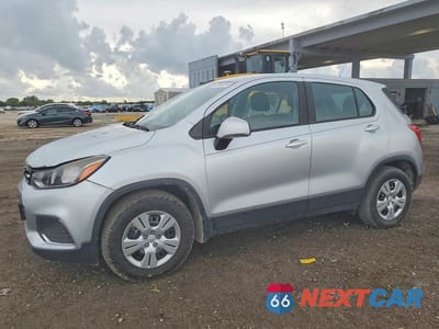 2017 CHEVROLET TRAX LS KL7CJKSBXHB185174 - główne zdjęcie licytacji z USA - miniatura