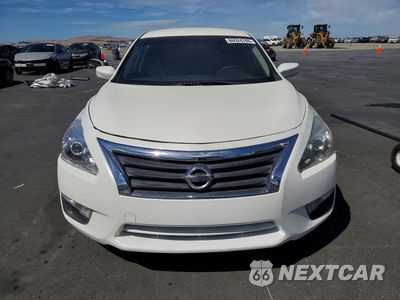 Piąte zdjęcie samochodu w środku: 2014 NISSAN ALTIMA 2.5 S VIN:1N4AL3AP2EC271663 - miniatura