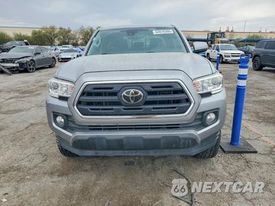 Piąte zdjęcie samochodu w środku: 2019 TOYOTA TACOMA SR5 V6 VIN:5TFAZ5CN4KX079293 - miniatura
