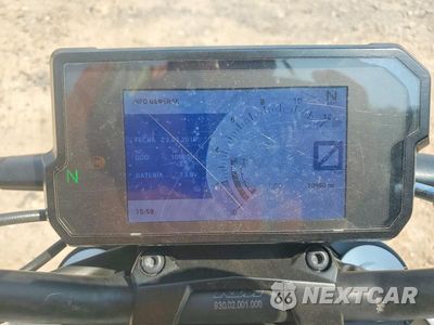 Zdjęcie 7 z 9 samochodu: 2017 KTM 390 DUKE VIN:MD2JPJ40XHC234358 - miniatura