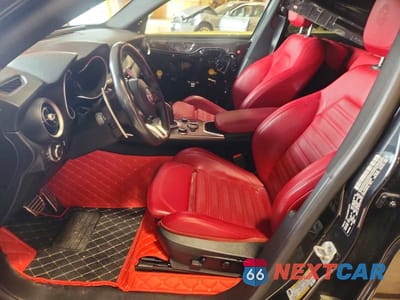 Zdjęcie 7 z 12 samochodu: 2022 ALFA ROMEO STELVIO TI VIN:ZASPAKBN3N7D28602 - miniatura