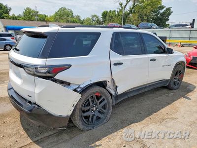 Trzecie zdjęcie samochodu z tyłu: 2021 CHEVROLET TRAVERSE PREMIER VIN:1GNEVKKW3MJ246150 - miniatura