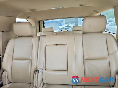 Zdjęcie 10 z 13 samochodu: 2011 CHEVROLET TAHOE K1500 LTZ VIN:1GNSKCE0XBR350643 - miniatura
