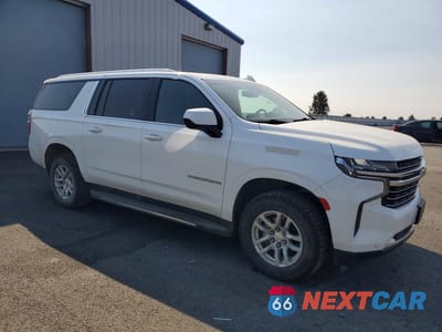 Czwarte zdjęcie samochodu z boku: 2023 CHEVROLET SUBURBAN K1500 LT VIN:1GNSKCKD7PR130567 - miniatura