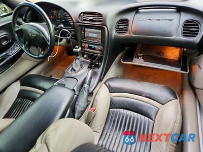Zdjęcie 8 z 12 samochodu: 1998 CHEVROLET CORVETTE VIN:1G1YY32G4W5128284 - miniatura