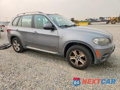 Czwarte zdjęcie samochodu z boku: 2011 BMW X5 XDRIVE35D VIN:5UXZW0C55BL657292 - miniatura
