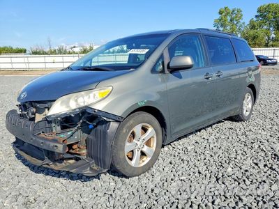 2011 TOYOTA SIENNA LE 5TDKK3DCXBS052695 - główne zdjęcie licytacji z USA - miniatura
