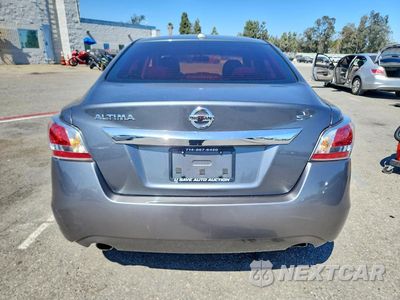 Zdjęcie 6 z 12 samochodu: 2015 NISSAN ALTIMA 2.5 S VIN:1N4AL3AP2FN323783 - miniatura