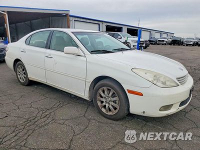 Czwarte zdjęcie samochodu z boku: 2004 LEXUS ES 330 VIN:JTHBA30G540004215 - miniatura
