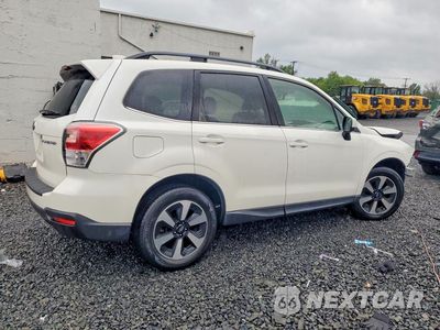 Trzecie zdjęcie samochodu z tyłu: 2018 SUBARU FORESTER 2.5I LIMITED VIN:JF2SJAJC2JH572888 - miniatura