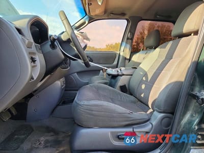 Zdjęcie 7 z 13 samochodu: 2002 FORD ESCAPE XLT VIN:1FMYU03182KE08700 - miniatura