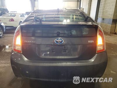 Zdjęcie 6 z 13 samochodu: 2013 TOYOTA PRIUS TWO VIN:JTDKN3DUXD1716381 - miniatura