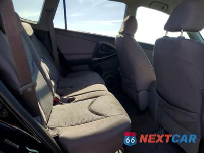 Zdjęcie 11 z 13 samochodu: 2006 TOYOTA RAV4 BASE VIN:JTMBD33V666021415 - miniatura