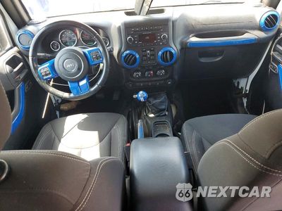 Zdjęcie 8 z 13 samochodu: 2016 JEEP WRANGLER UNLIMITED SAHARA VIN:1C4BJWEG8GL171733 - miniatura