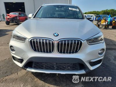 Piąte zdjęcie samochodu w środku: 2018 BMW X1 SDRIVE28I VIN:WBXHU7C30J5L06211 - miniatura