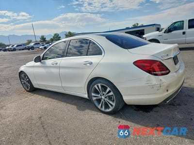 Drugie zdjęcie samochodu z przodu: 2017 MERCEDES-BENZ C 300 VIN:55SWF4JB7HU196370 - miniatura