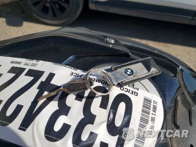 Zdjęcie 8 z 9 samochodu: 2023 BMW S 1000 RR VIN:WB10E6303P6H69521 - miniatura