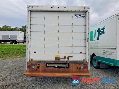 Zdjęcie 6 z 13 samochodu: 2015 FORD E350 BOX TRUCK VIN:1FDWE3FL4FDA37273 - miniatura
